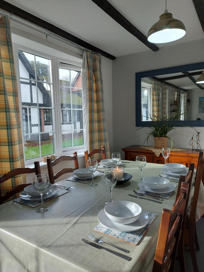 3.9. Tudor Court Hayle Exterior photo